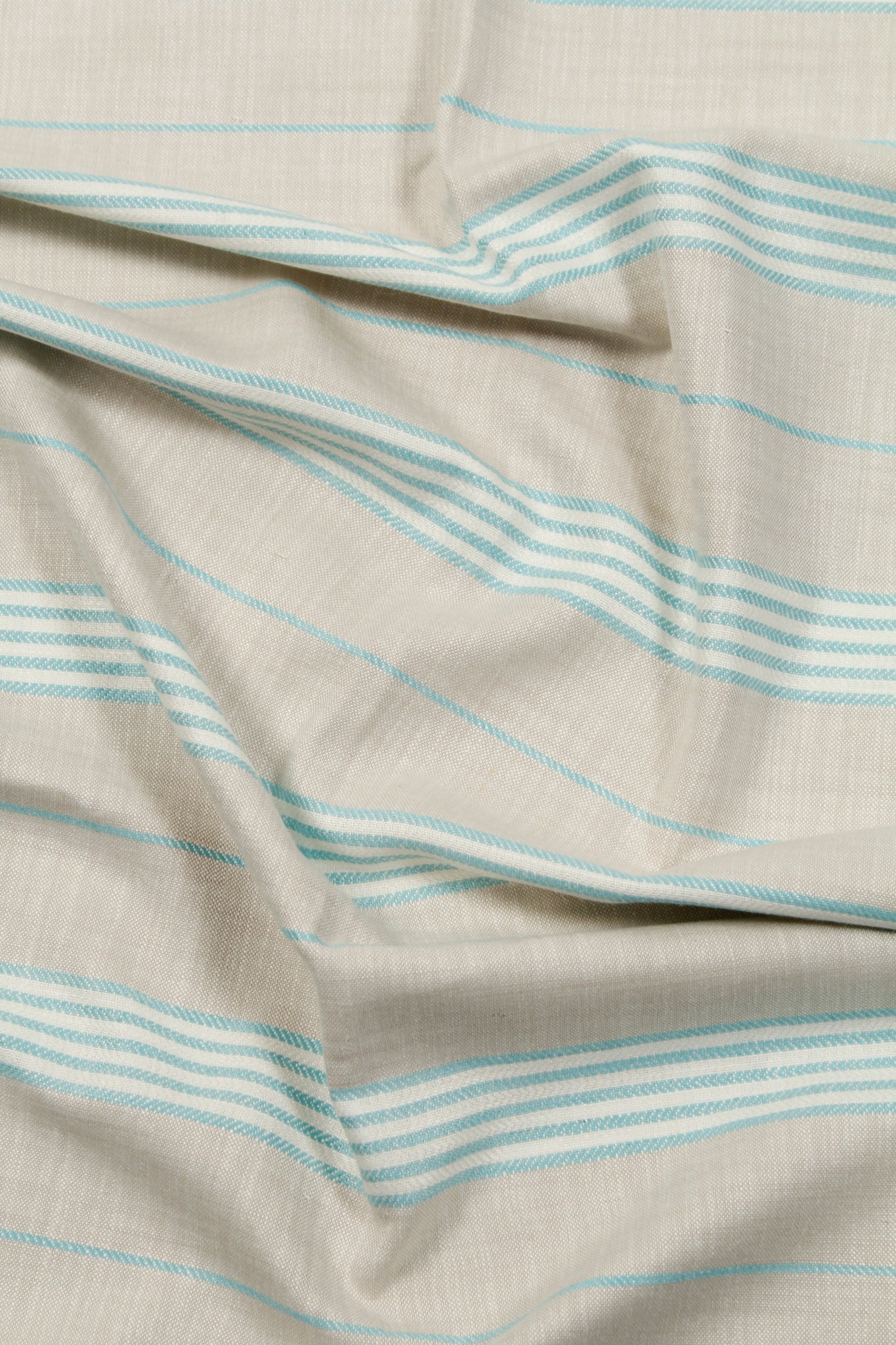 Berkshire Cascade (70% Viscose & 30% Linen)