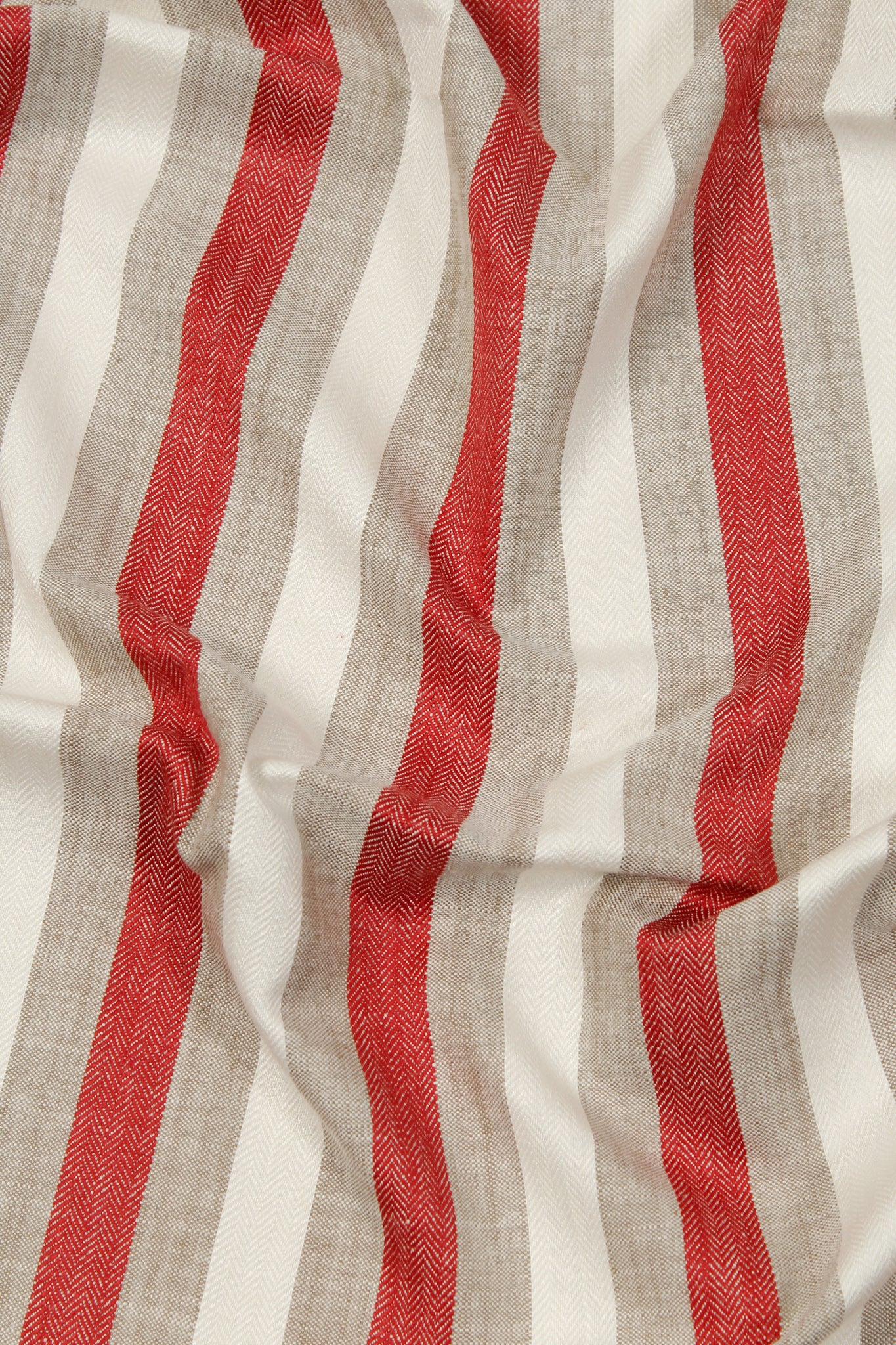 Essex Zig Zag (70% Viscose & 30% Linen)