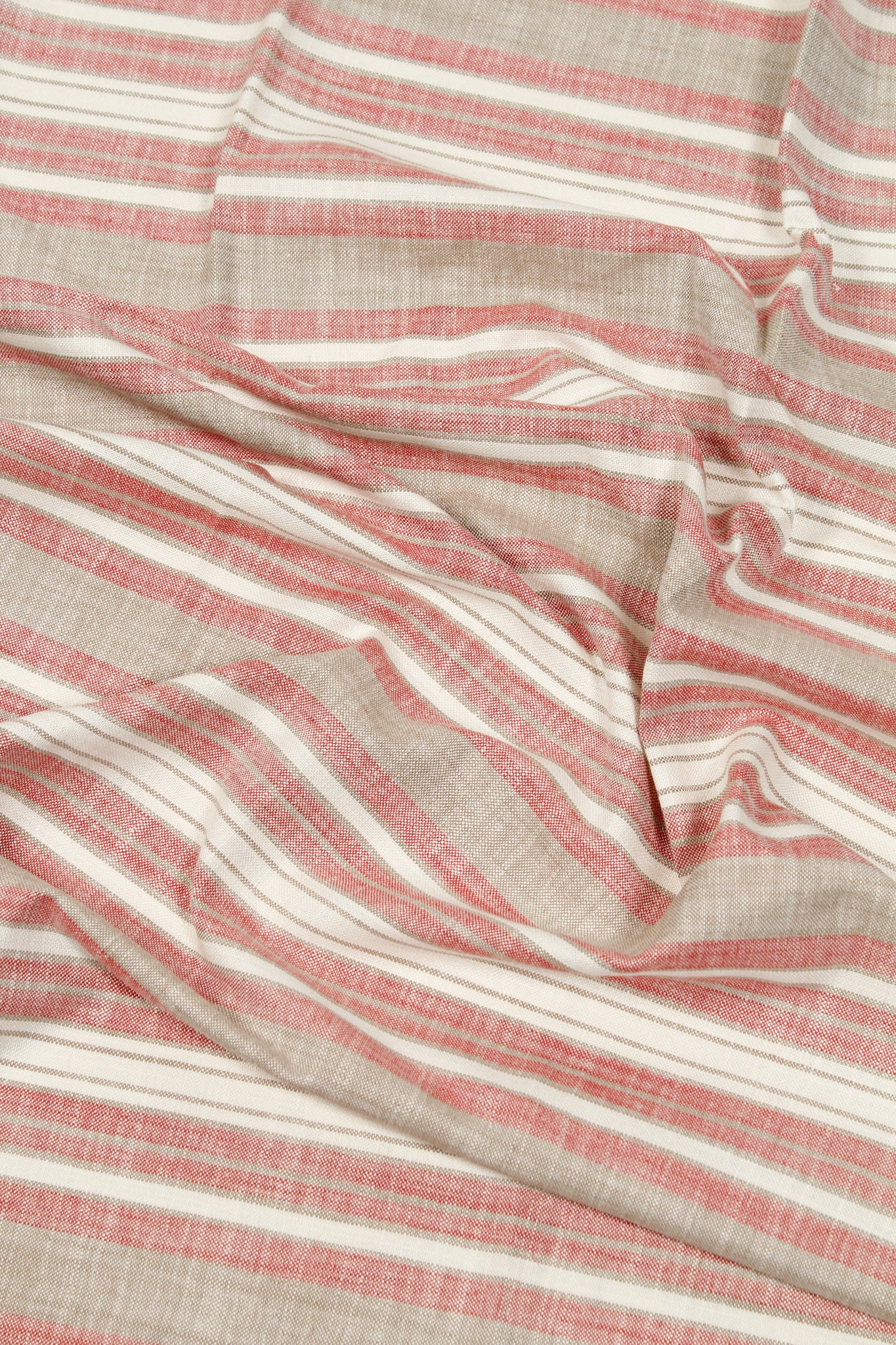 Essex Berry 20 (70% Viscose & 30% Linen)
