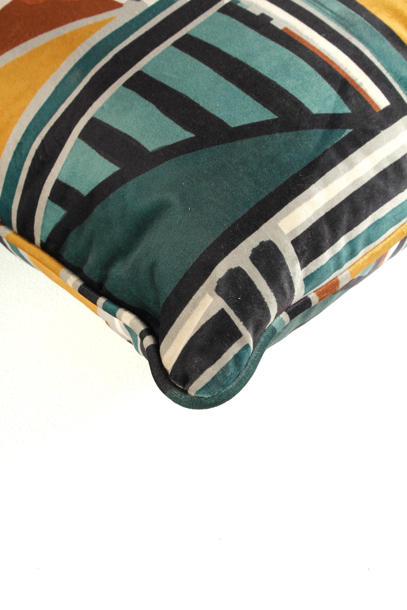 Cushion - Argyle