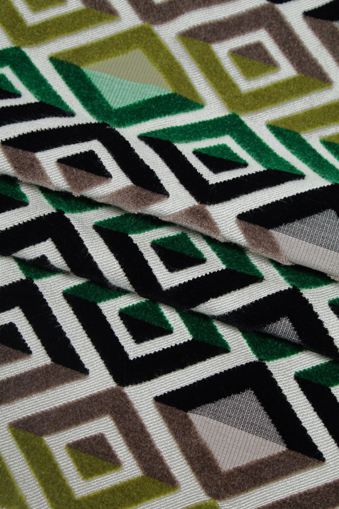 Embossed Velvet - Diamond Delight