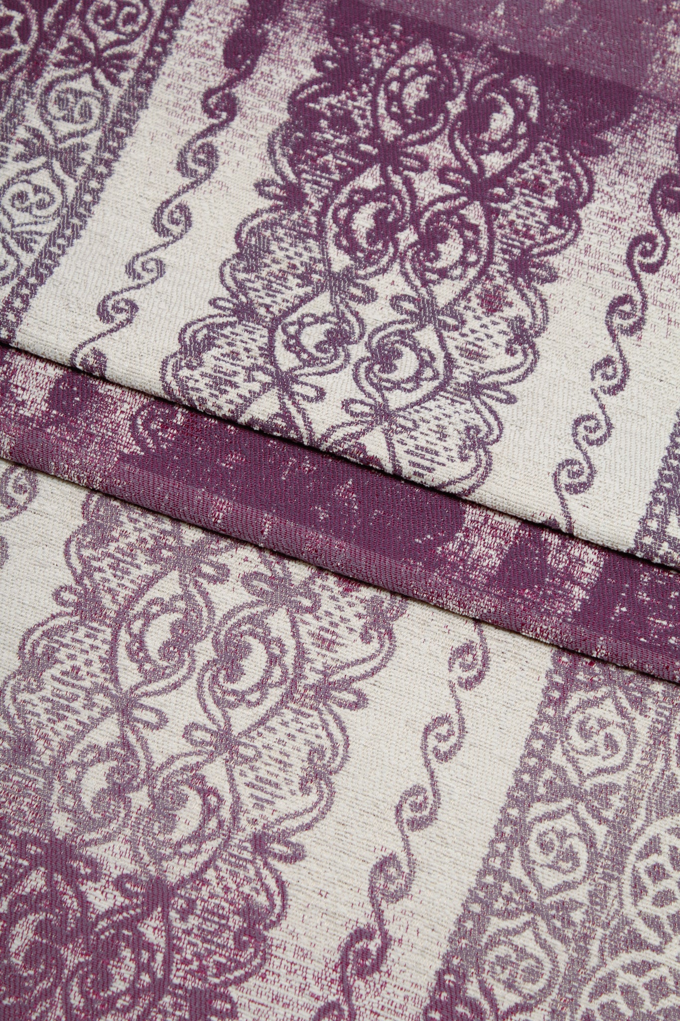 Linen - Violet Velveteen