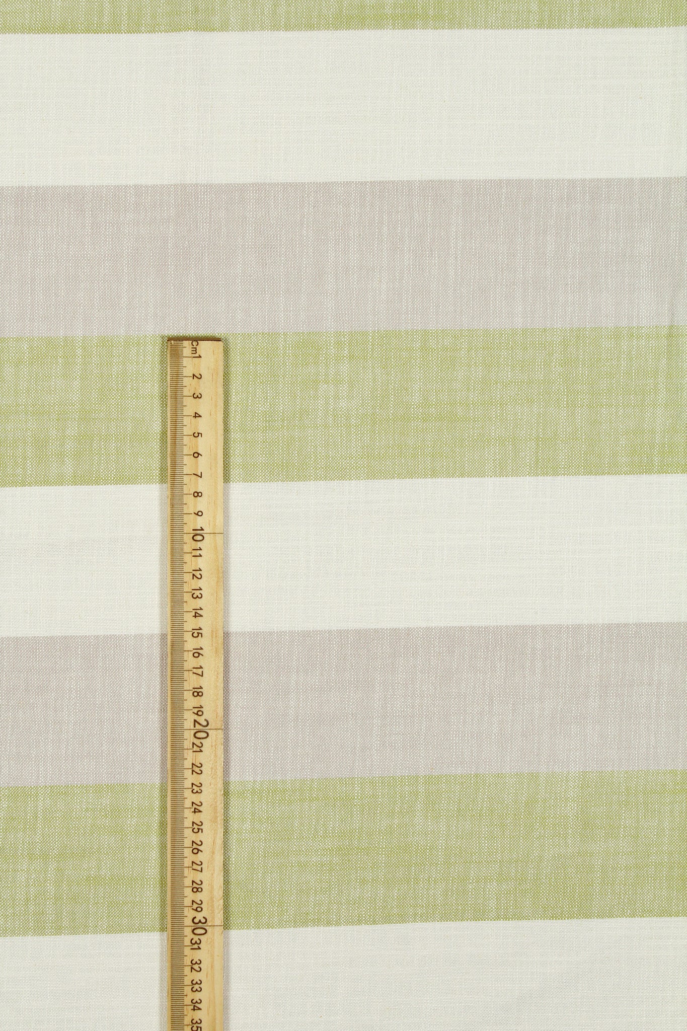 Esplanade Moss 2 (70% Viscose & 30% Linen)